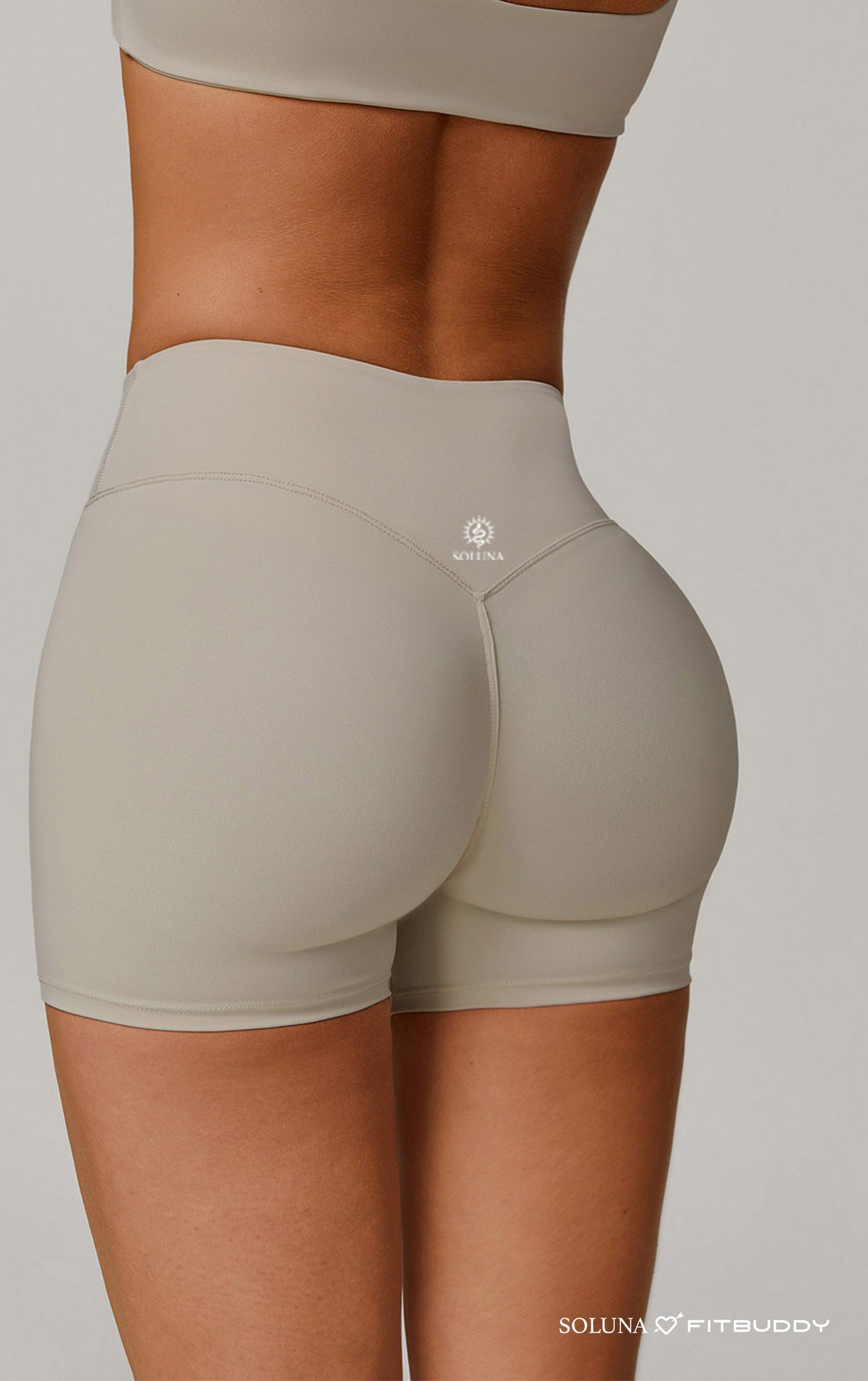 Fitbuddy Seamless Shorts GZL56 – Light Khaki – High Waist, Squatproof & Ademend – Dames – Maat S