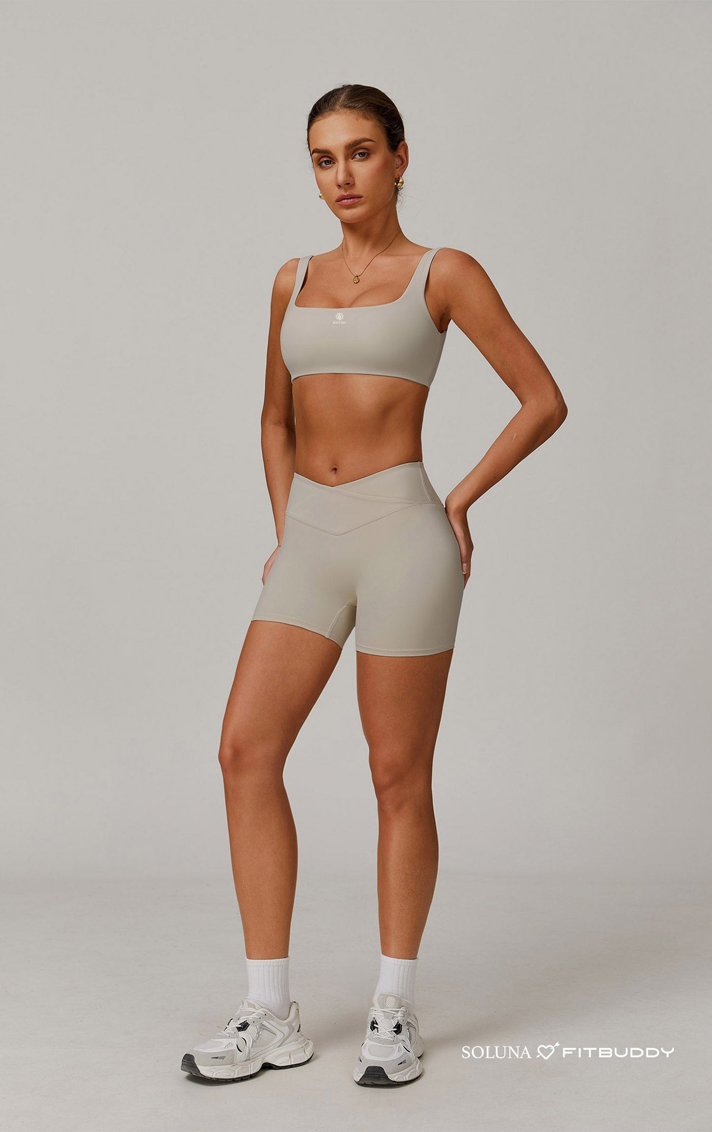 Fitbuddy Seamless Shorts GZL56 – Light Khaki – High Waist, Squatproof & Ademend – Dames – Maat S